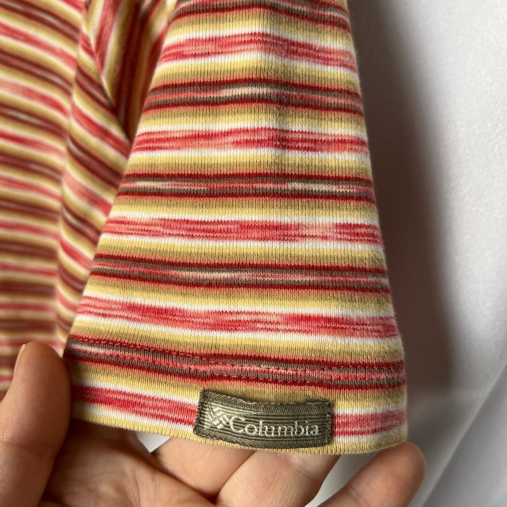Vintage Columbia V Neck T-shirt Long Crop striped size M 100% Cotton 90’s y2k - Picture 2 of 6